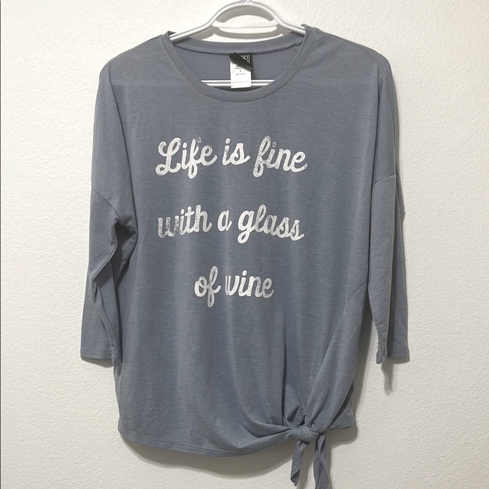 Modern Lux Blue T-Shirt Life is fine with a glass of wine Size Medium EUC